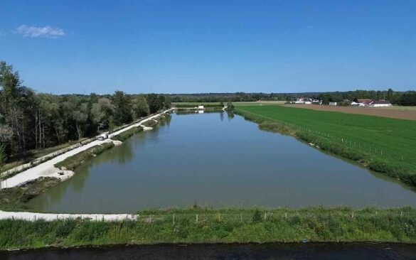 Les Érables, étang de pêche de 4ha à Rumilly-lès-Vaudes - Domaine de Rumilly