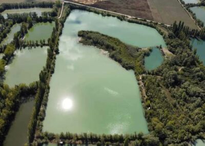 Le domaine, étang de pêche de 12ha à Rumilly-lès-Vaudes