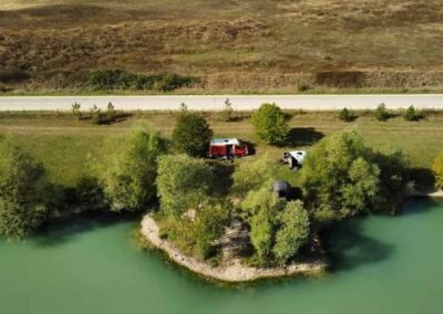 Le domaine, étang de pêche de 12ha à Rumilly-lès-Vaudes