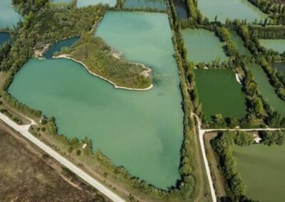 Le domaine, étang de pêche de 12ha à Rumilly-lès-Vaudes