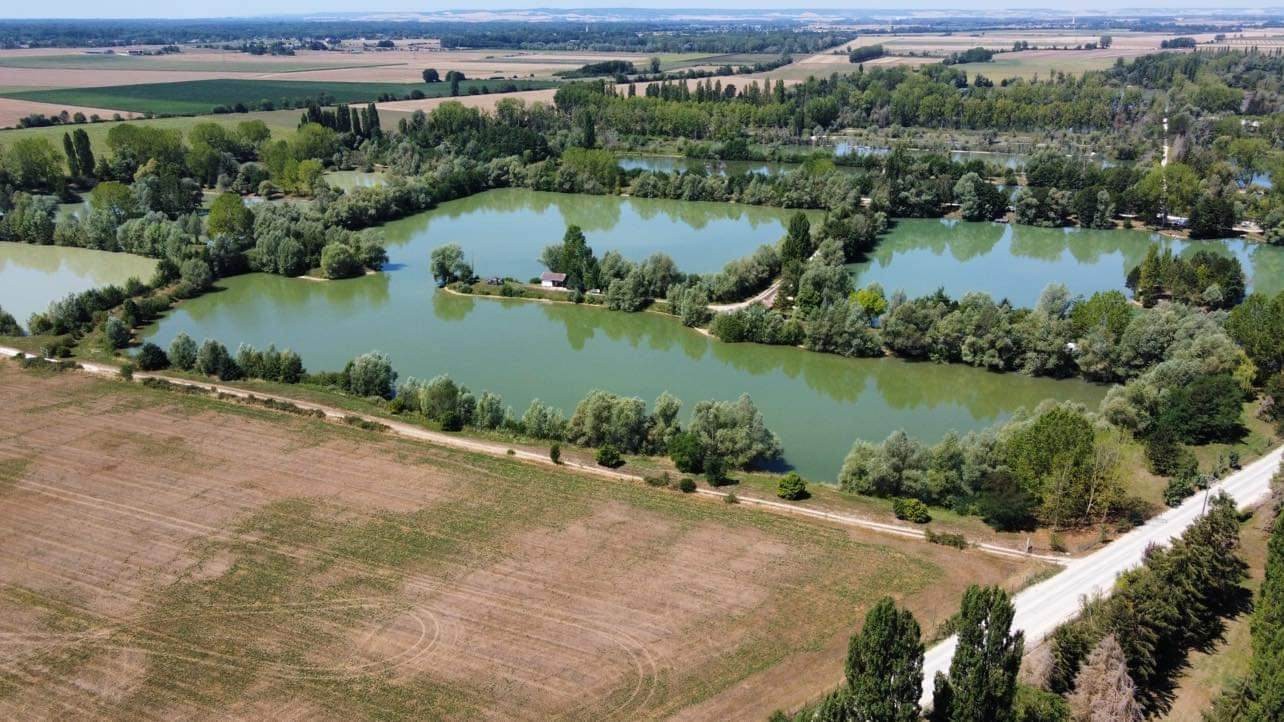 Homar Lake, étang de pêche de 7ha à Rumilly-lès-Vaudes, Aube (10)