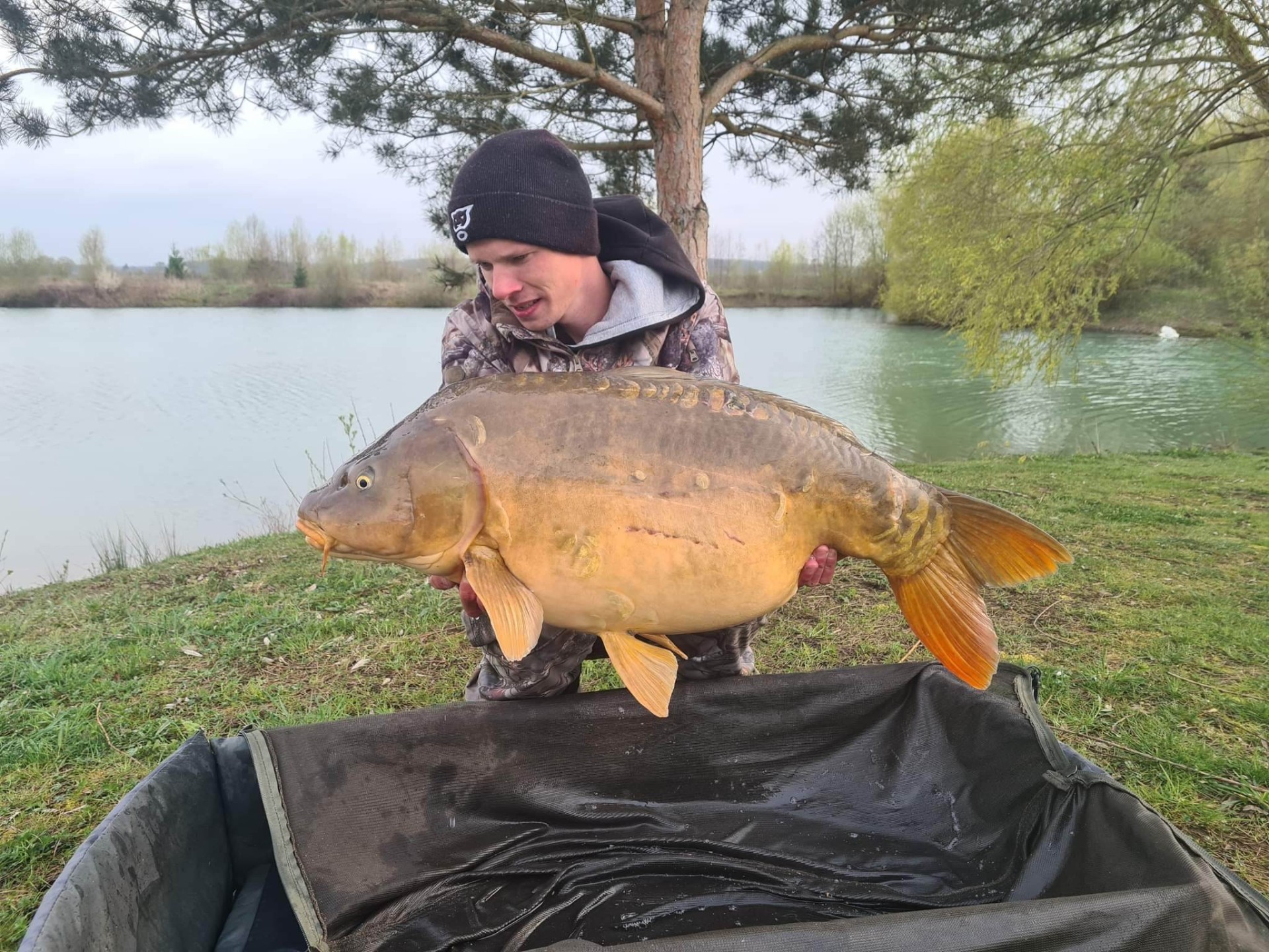 Homar Lake, étang de pêche de 6ha à Rumilly-lès-Vaudes, Aube (10)