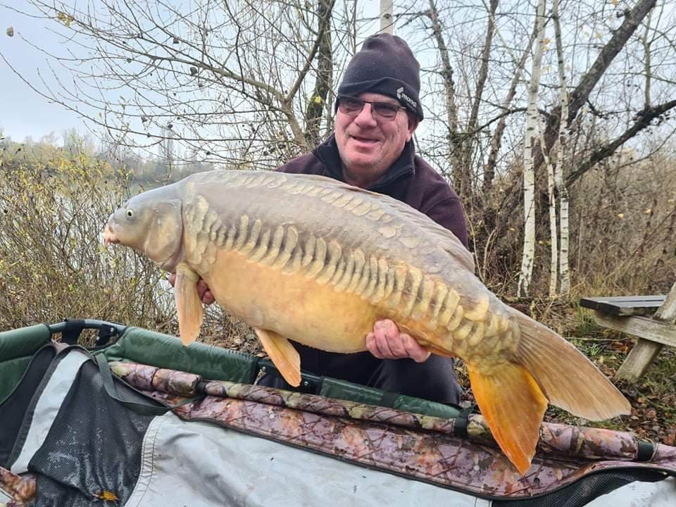 Carpe Le Domaine, étang de pêche à Rumilly-lès-Vaudes